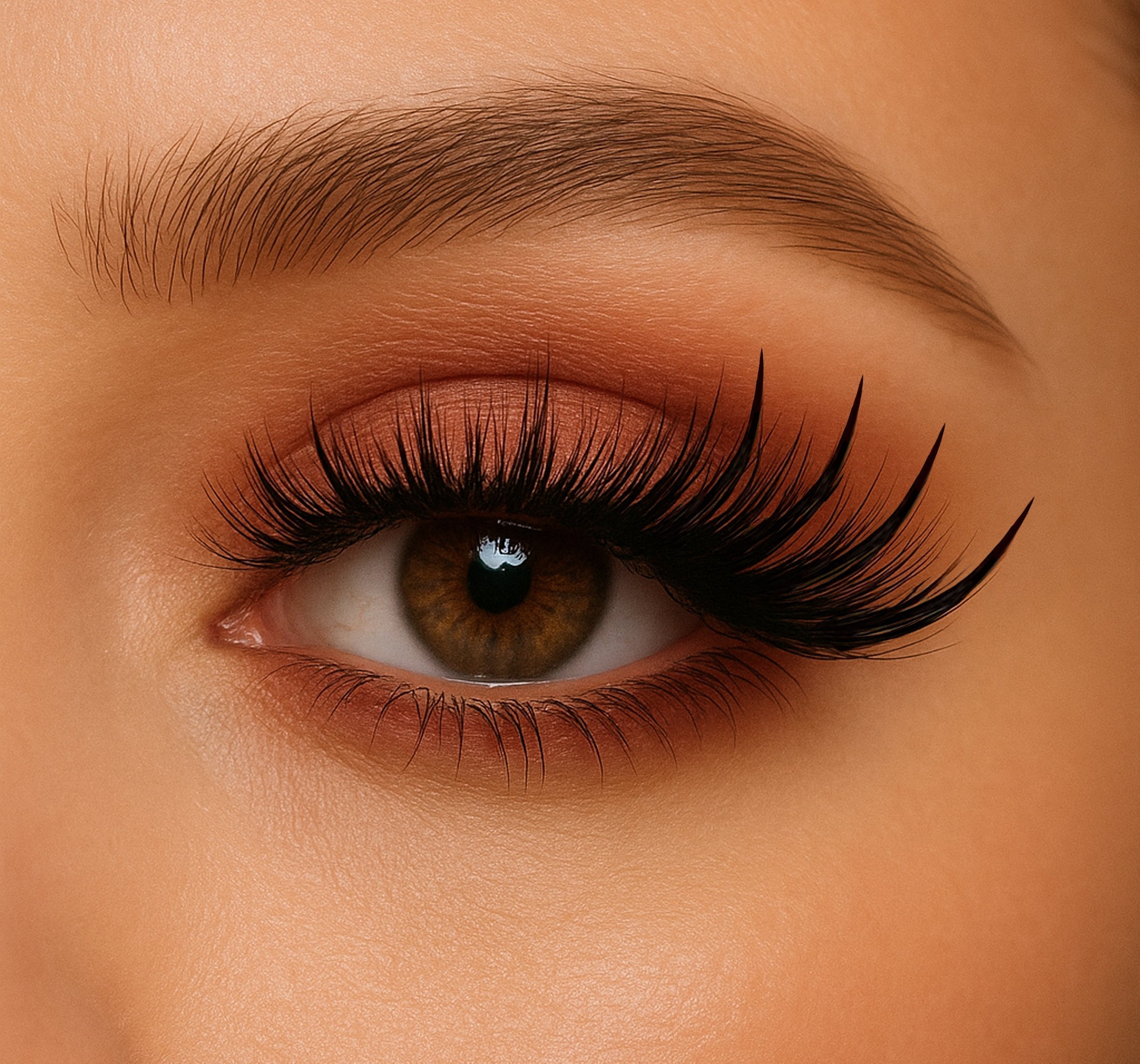 an eye showcasing bratz lash styling
