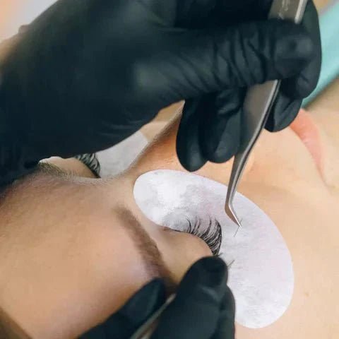 How Long Do Eyelash Extensions Last And What Are Lash Fills? - Stacy Lash
