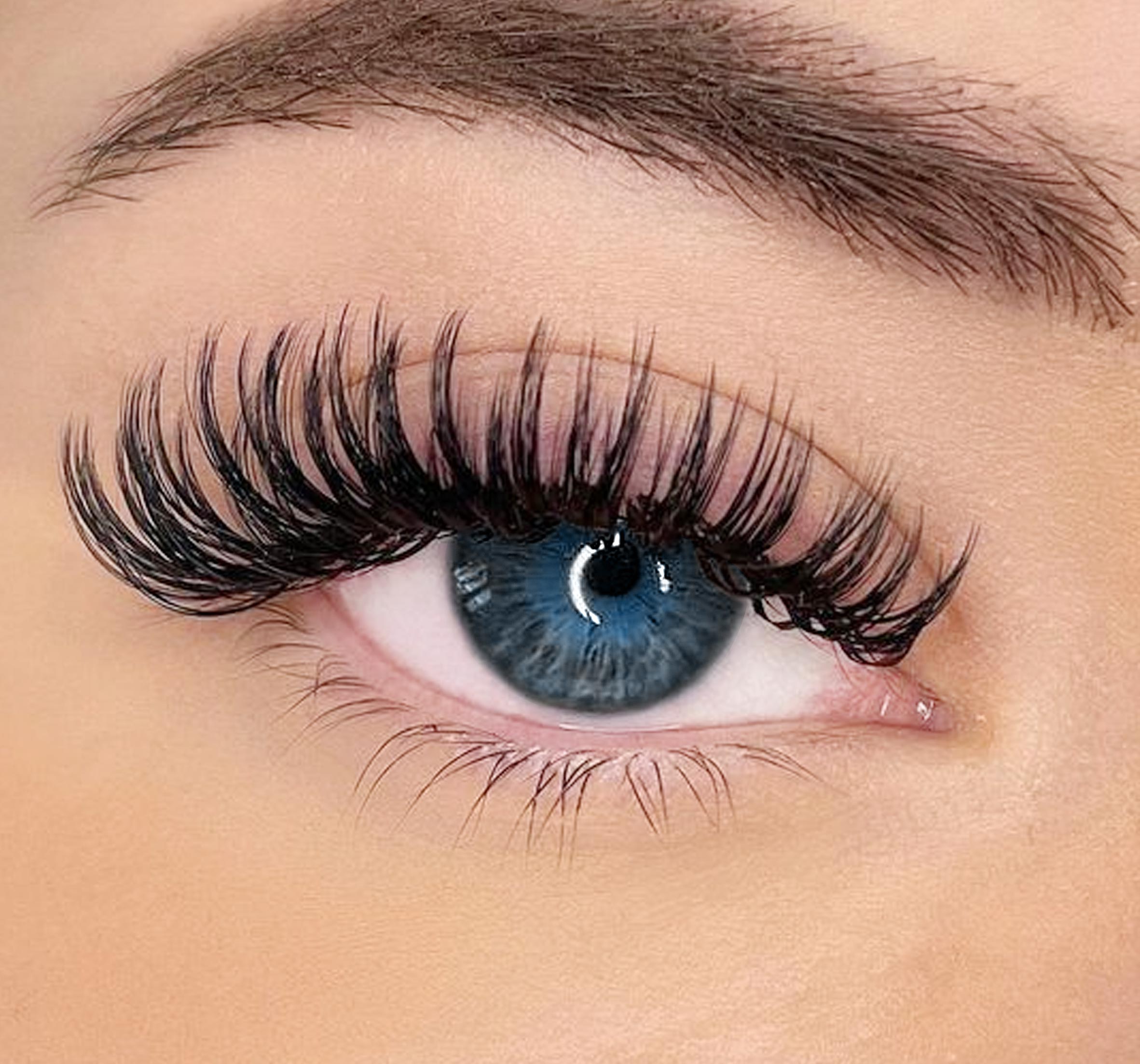 a closeup of an eye with wet styling
