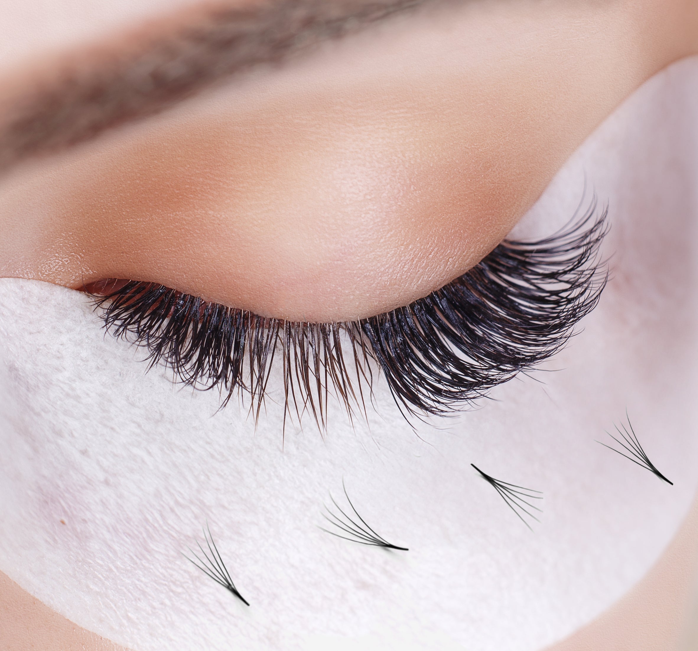 a lash line with fans falling out on an eye patch