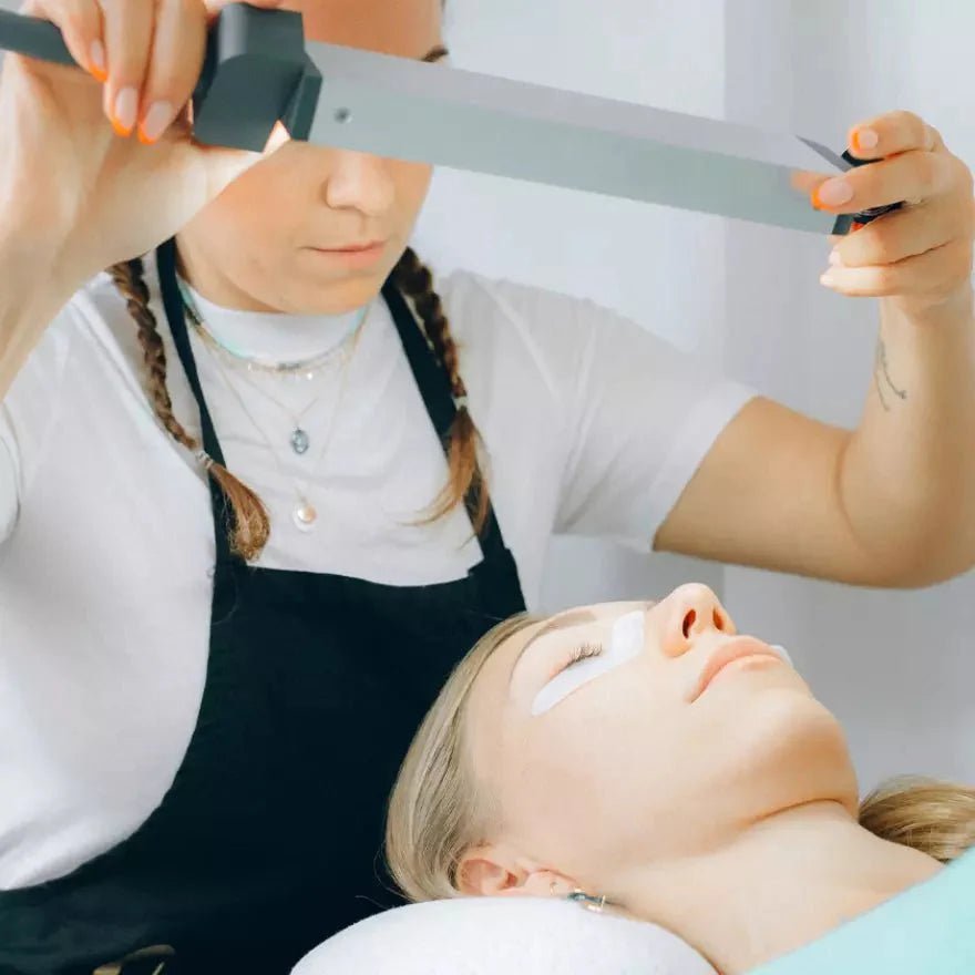 Is It A Lash Allergy Or Something Else? - Stacy Lash