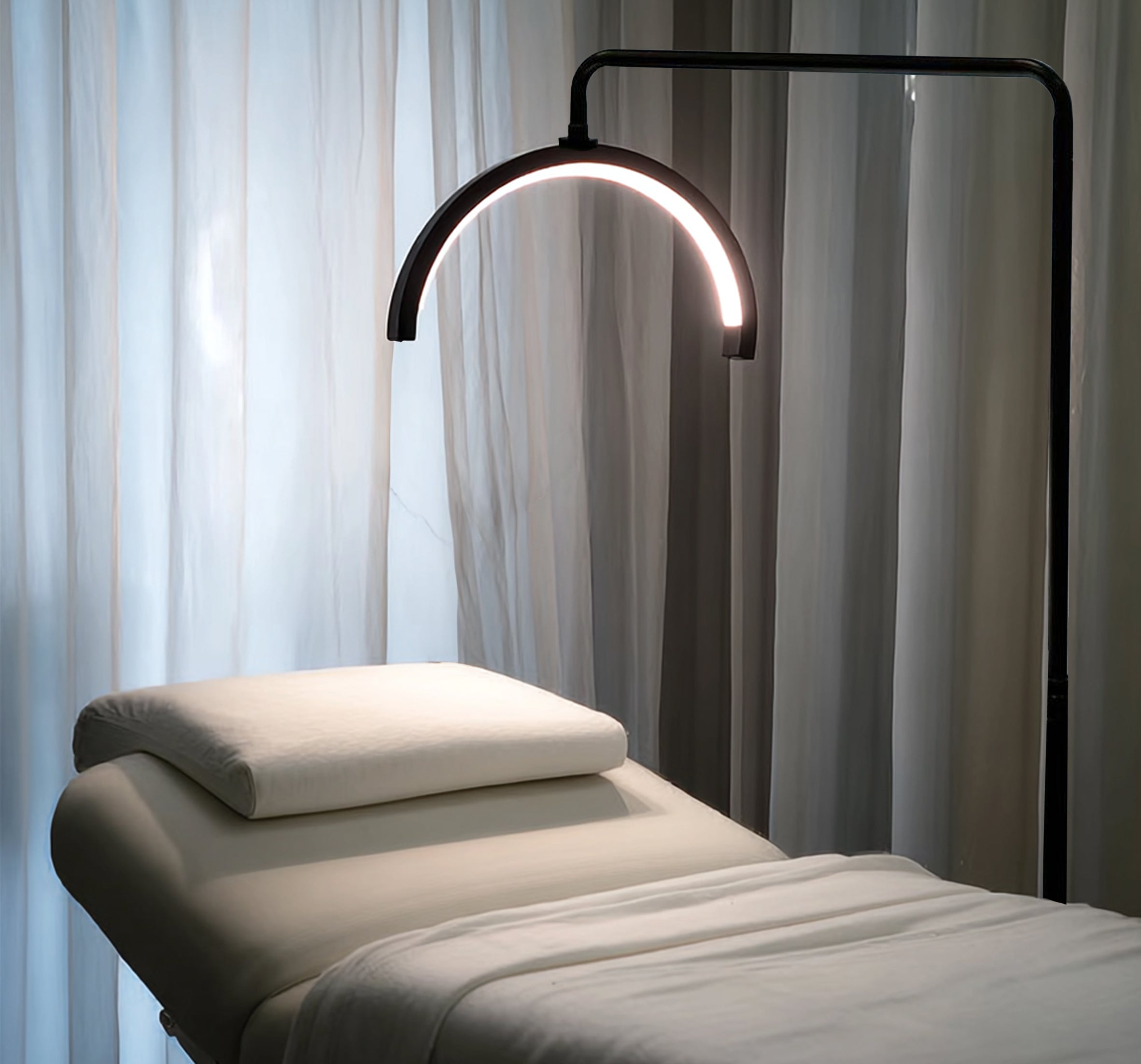 a lash bed with lightening above