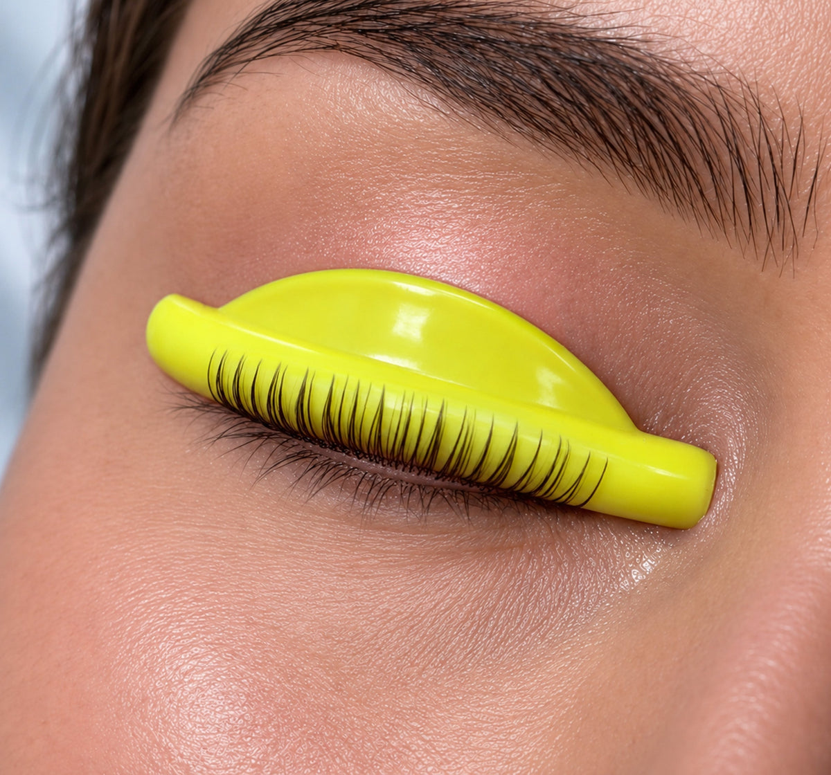 Lash Lift on Short Lashes (and Other Tricky Cases): Too Curly, Uneven, or Frizzy Results - Stacy Lash
